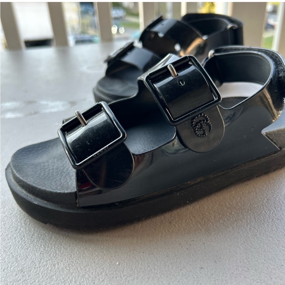 Gucci Black Sandals with Buckles